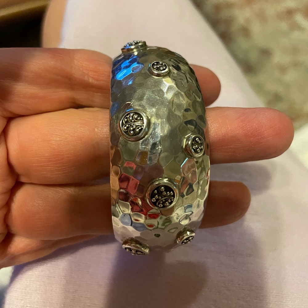 STUNNING & Rare Vintage Lois Hill Bangle